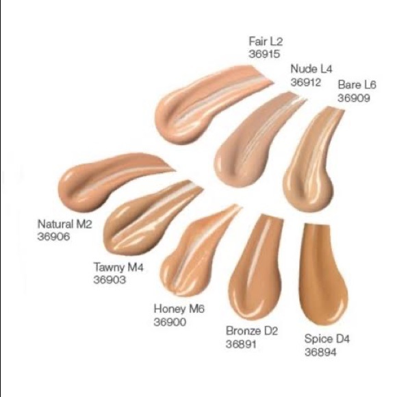 Jafra Radiance Foundation Broad Spectrum SPF 20 - Picture 3 of 5